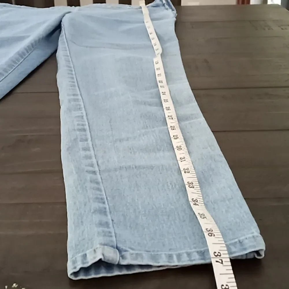 H&M light blue skinny jeans size 14